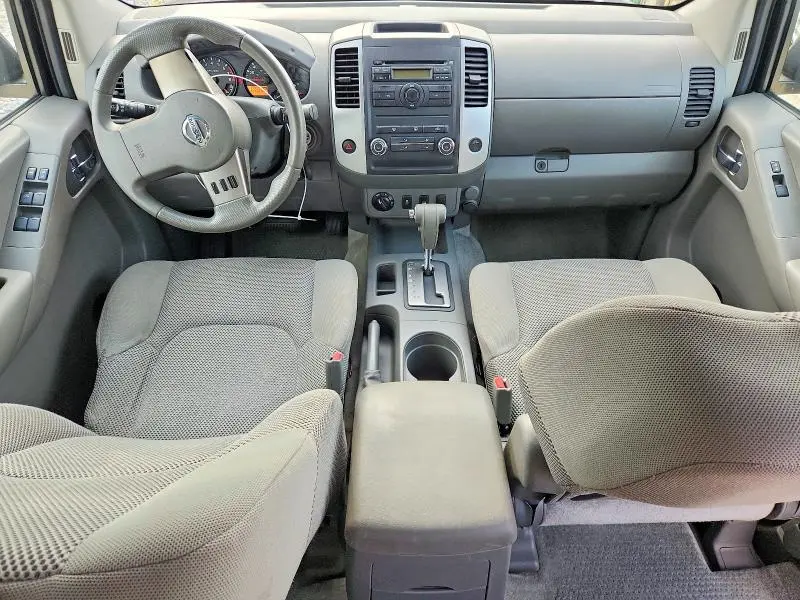 2012 NISSAN FRONTIER S  