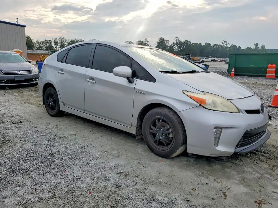 2012 TOYOTA PRIUS TWO  