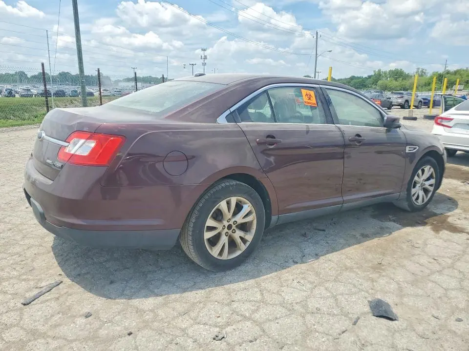 2010 FORD TAURUS SEL  