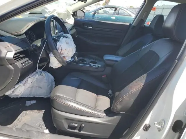 2019 NISSAN ALTIMA SR  