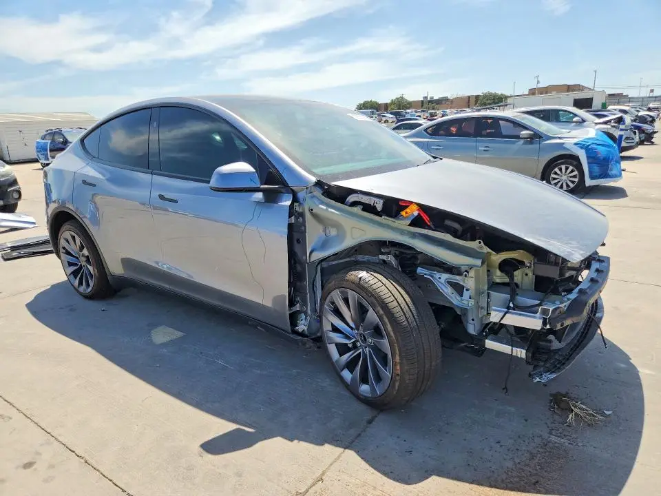 2026 TESLA MODEL Y   