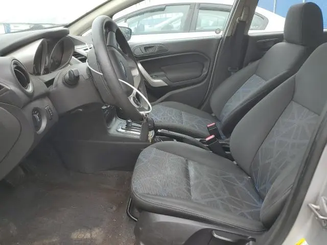2011 FORD FIESTA SE  