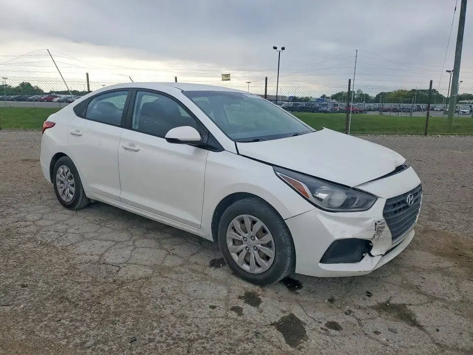 2018 HYUNDAI ACCENT SE  