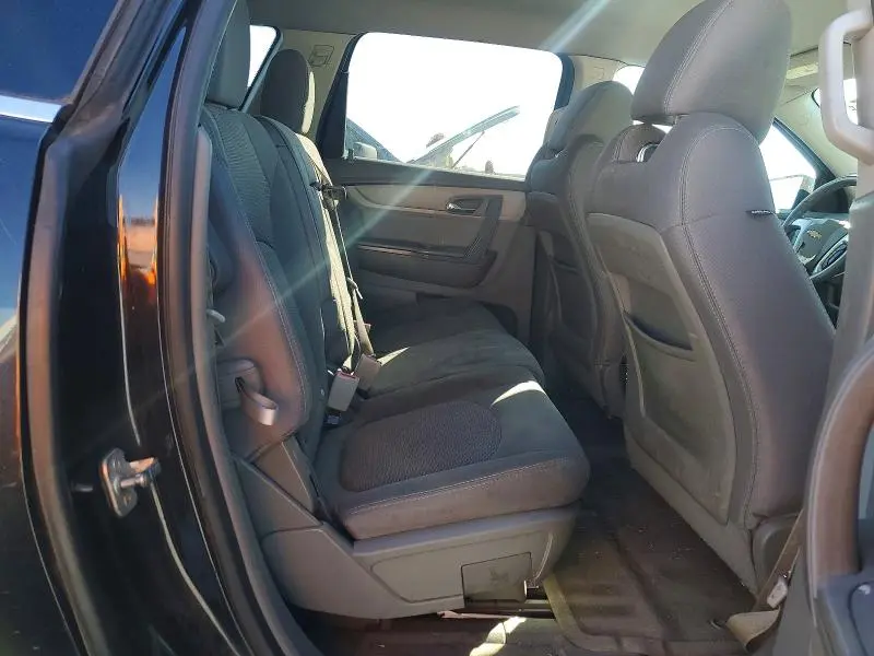 2014 CHEVROLET TRAVERSE LT  