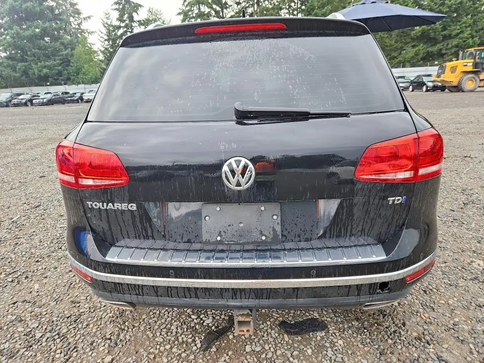 2015 VOLKSWAGEN TOUAREG V6 TDI  