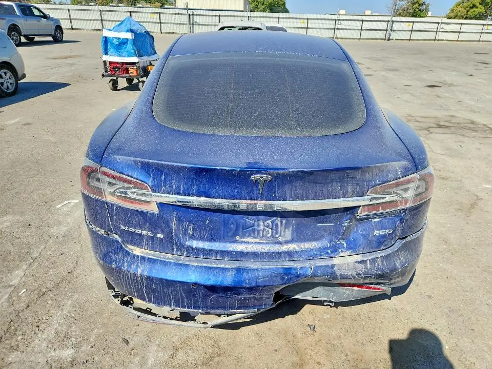 2015 TESLA MODEL S 85D  