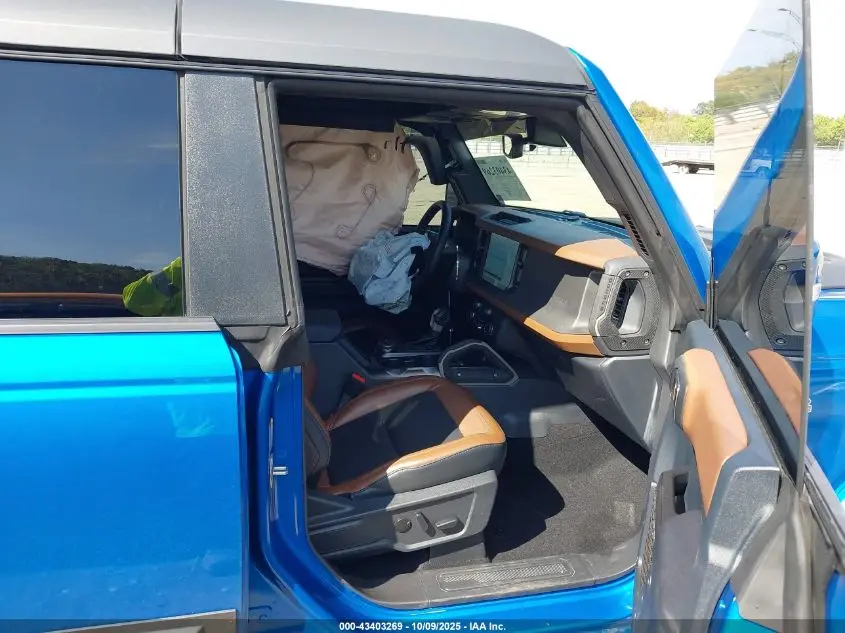 2024 FORD BRONCO OUTER BANKS