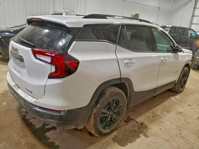 2024 GMC TERRAIN AT4  