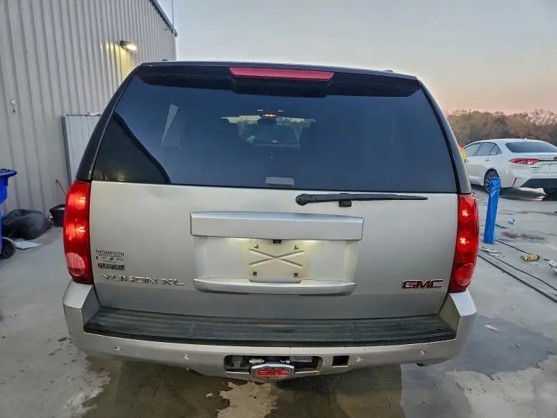 2012 GMC YUKON XL C1500 SLT  