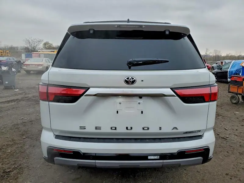 2025 TOYOTA SEQUOIA SR5  