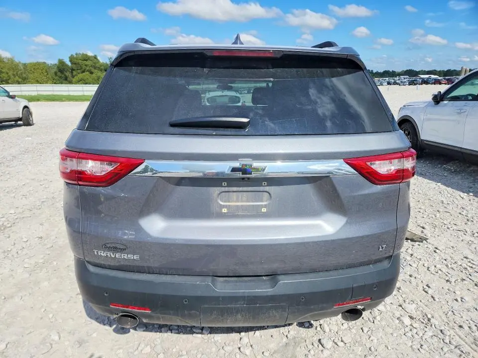 2021 CHEVROLET TRAVERSE LT  