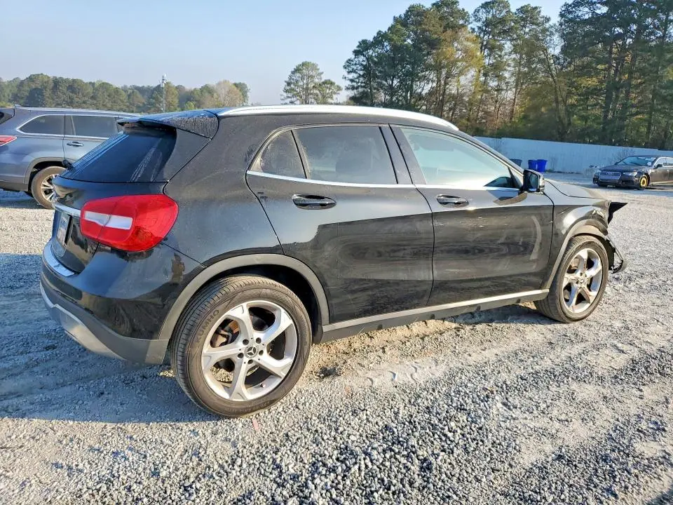 2020 MERCEDES-BENZ GLA 250  