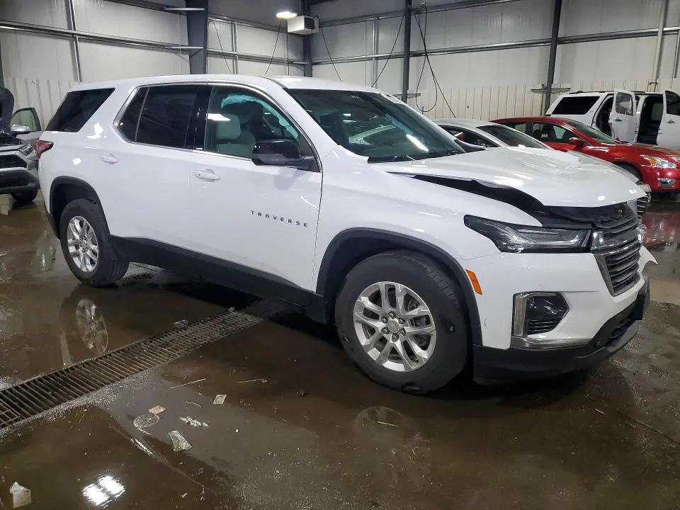 2022 CHEVROLET TRAVERSE LS  
