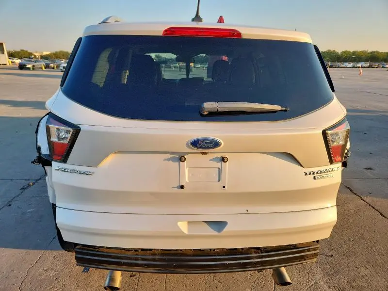 2018 FORD ESCAPE TITANIUM  