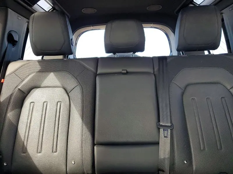 2022 LAND ROVER DEFENDER 110 X-DYNAMIC SE  