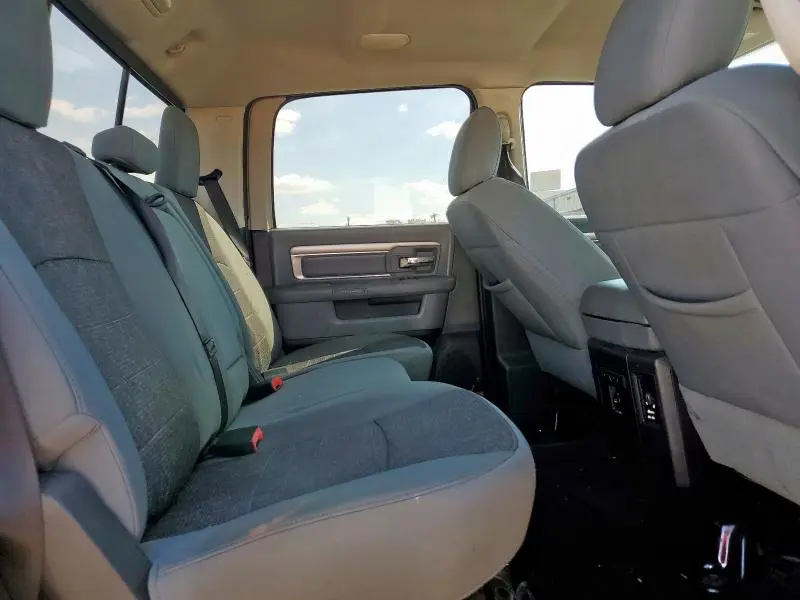 2014 RAM 1500 SLT