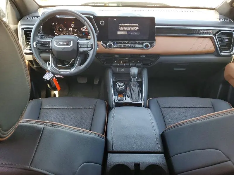 2025 GMC CANYON AT4  