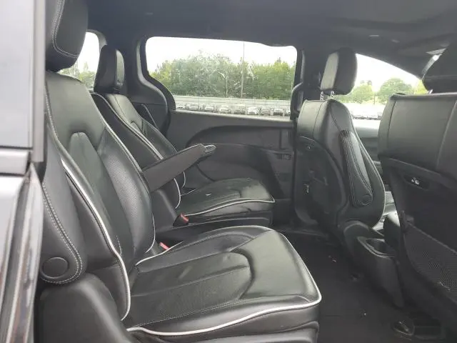 2023 CHRYSLER PACIFICA HYBRID LIMITED  