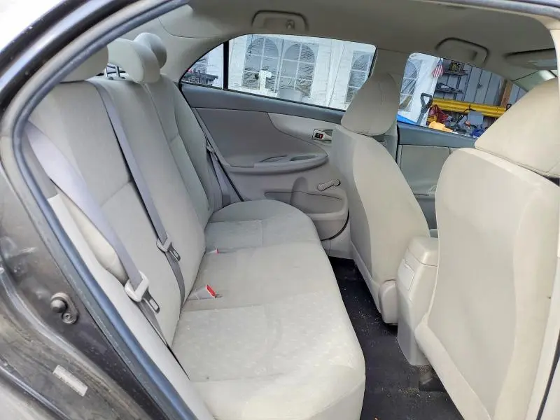 2010 TOYOTA COROLLA BASE  