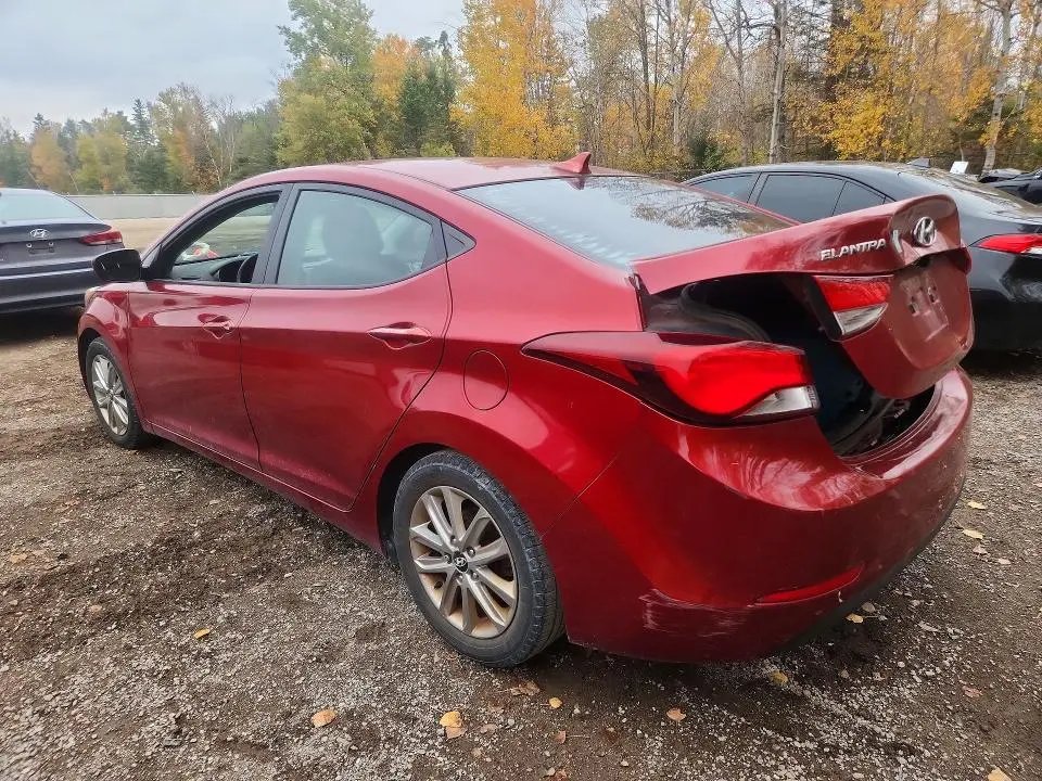 2014 HYUNDAI ELANTRA SE  