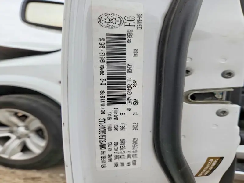 2013 RAM 1500 LARAMIE  