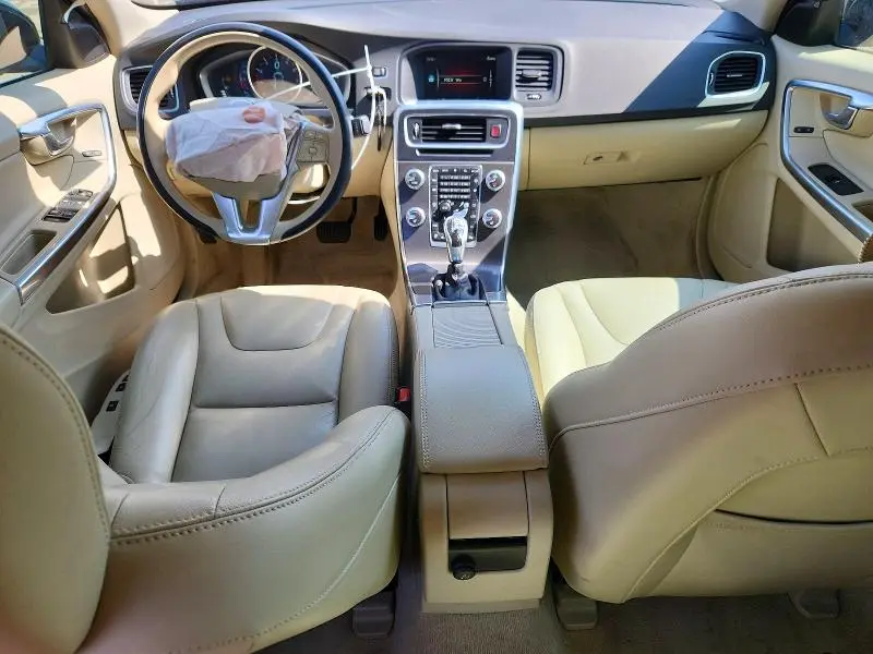2015 VOLVO S60 PREMIER  