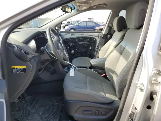 2016 HYUNDAI SANTA FE SE  