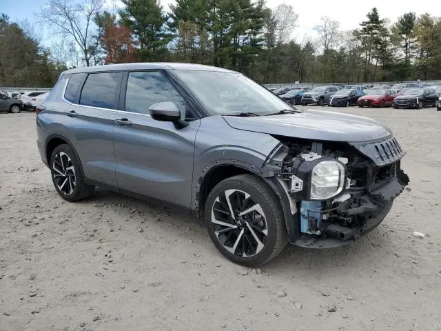 2023 MITSUBISHI OUTLANDER SE  