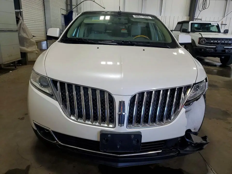 2011 LINCOLN MKX   