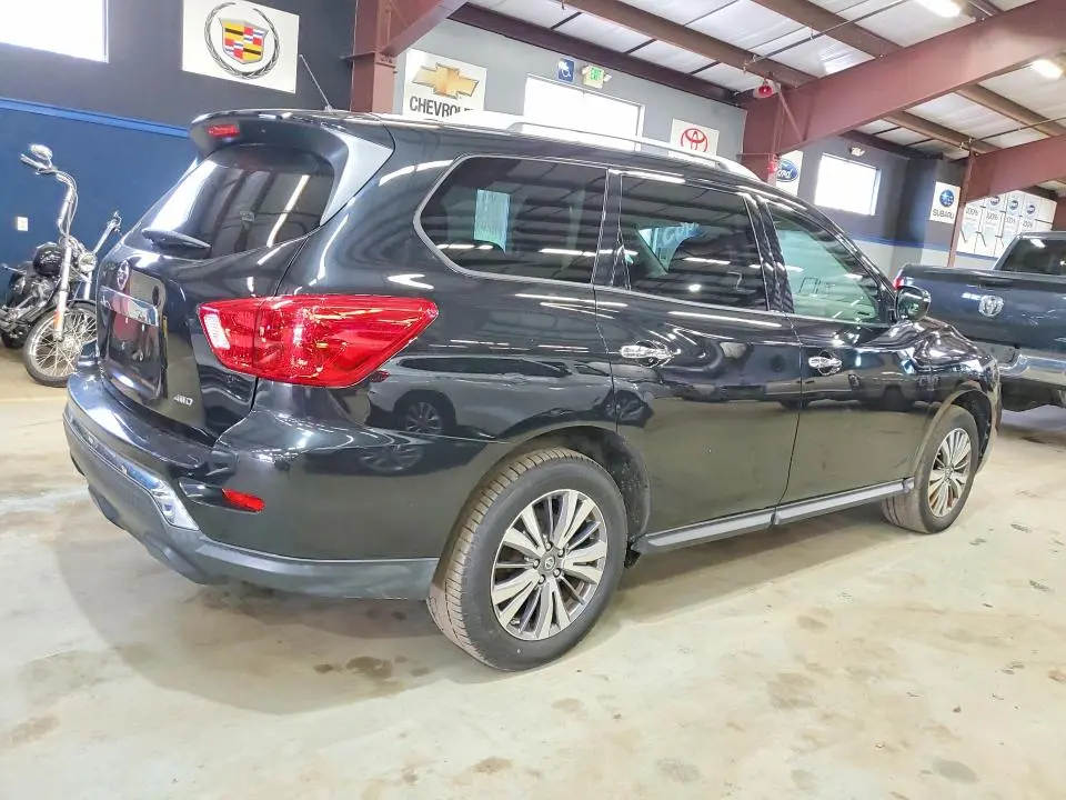 2018 NISSAN PATHFINDER S  