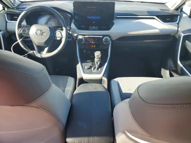 2025 TOYOTA RAV4 LIMITED  