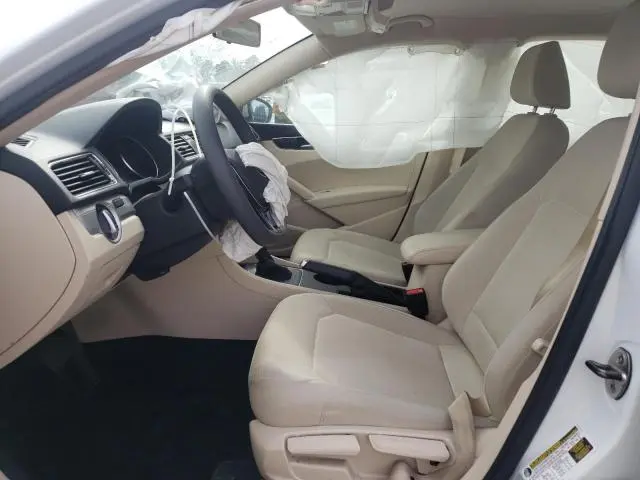 2017 VOLKSWAGEN PASSAT S  
