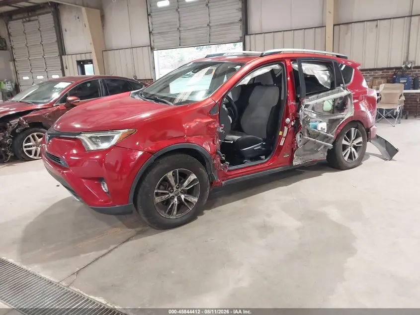2017 TOYOTA RAV4 XLE
