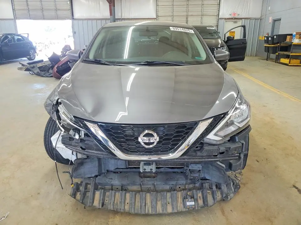 2018 NISSAN SENTRA SV  