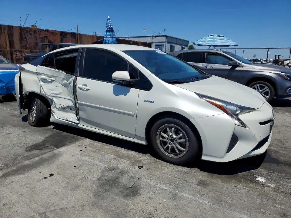 2016 TOYOTA PRIUS THREE  