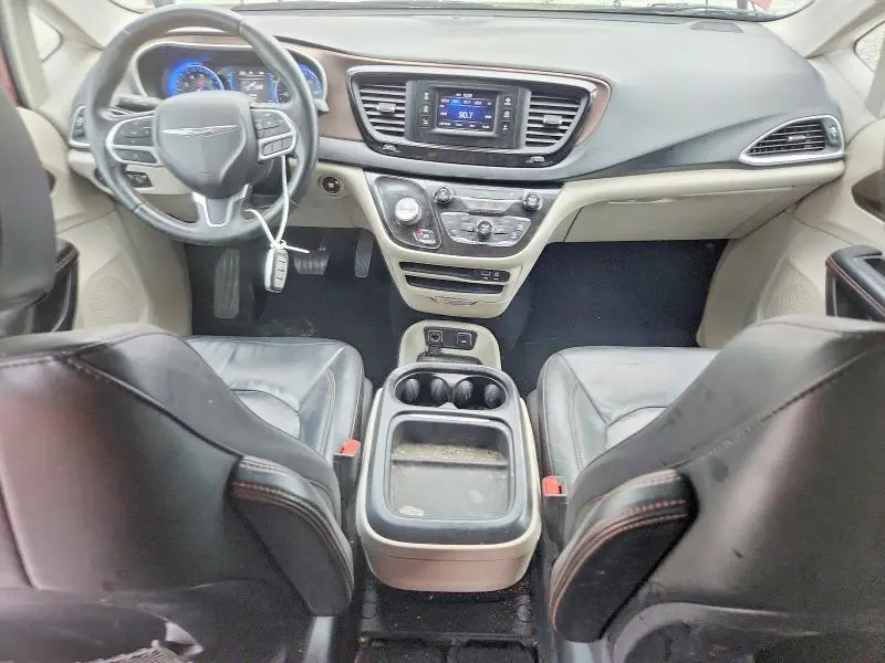 2017 CHRYSLER PACIFICA TOURING L  