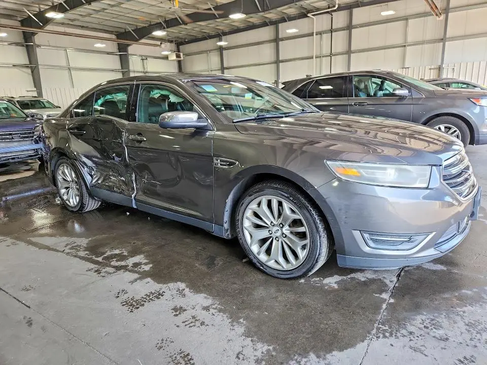 2015 FORD TAURUS LIMITED  