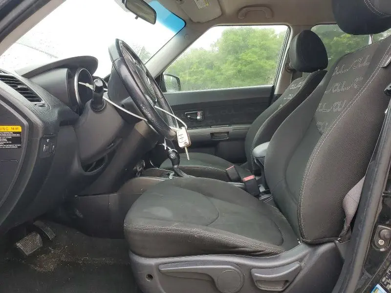 2013 KIA SOUL +  