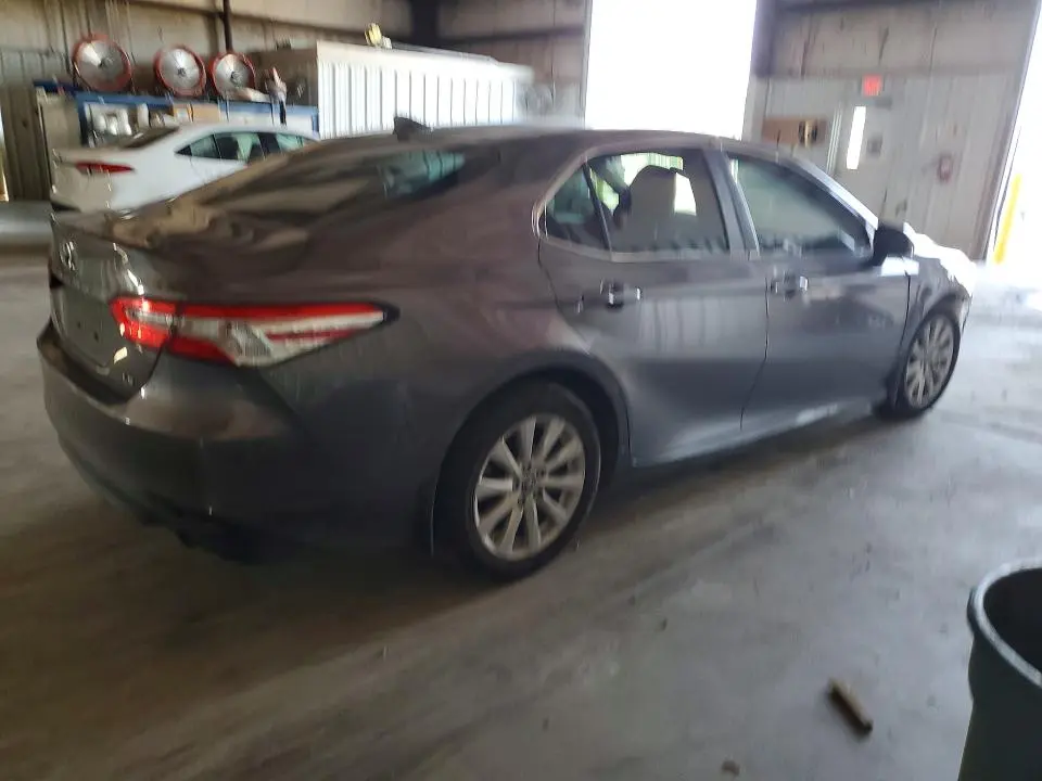 2019 TOYOTA CAMRY LE  