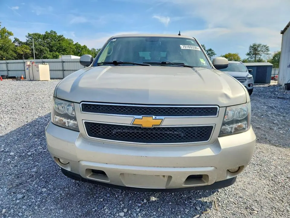 2014 CHEVROLET SUBURBAN C1500 LT  