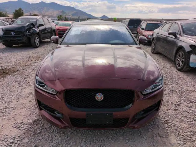 2017 JAGUAR XE R - SPORT  