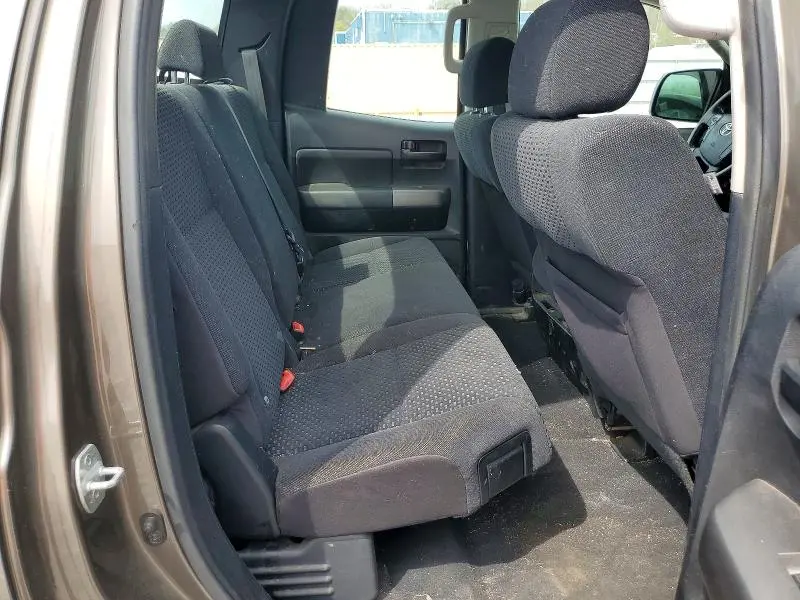 2010 TOYOTA TUNDRA DOUBLE CAB SR5  
