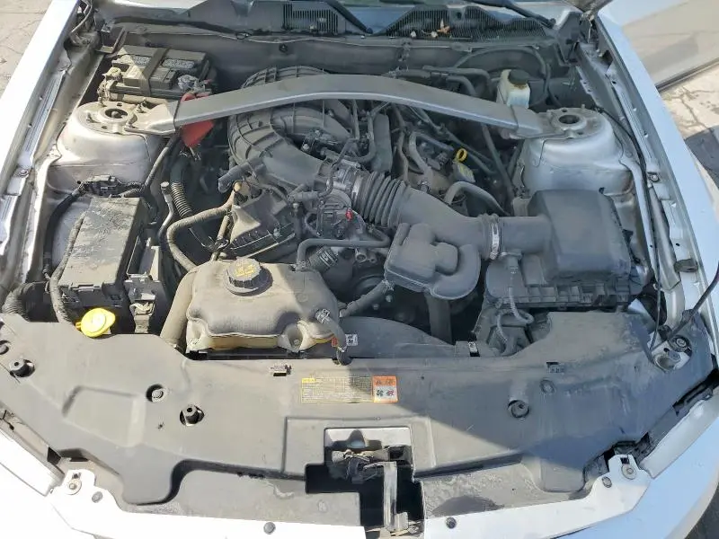 2011 FORD MUSTANG   