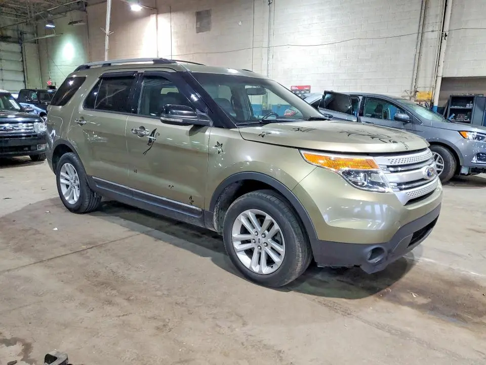 2013 FORD EXPLORER XLT  