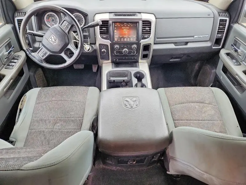2016 RAM 2500 SLT  