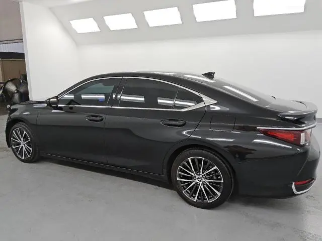 2023 LEXUS ES 300H BASE  