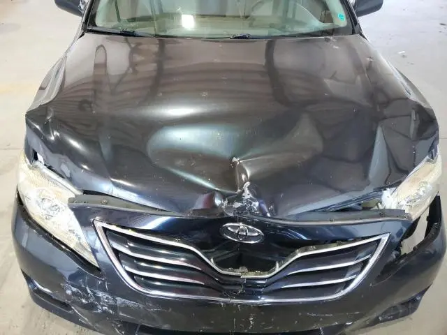 2011 TOYOTA CAMRY BASE  