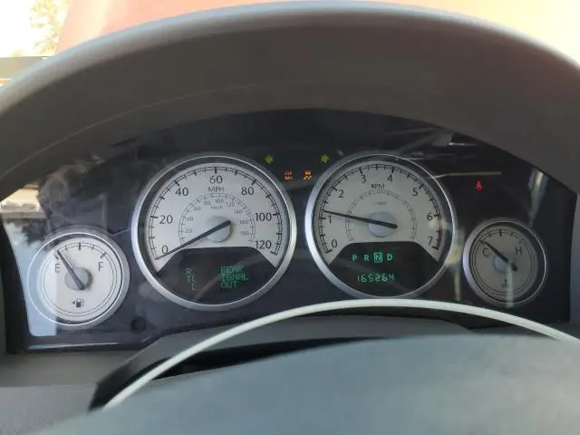 2010 CHRYSLER TOWN & COUNTRY TOURING  