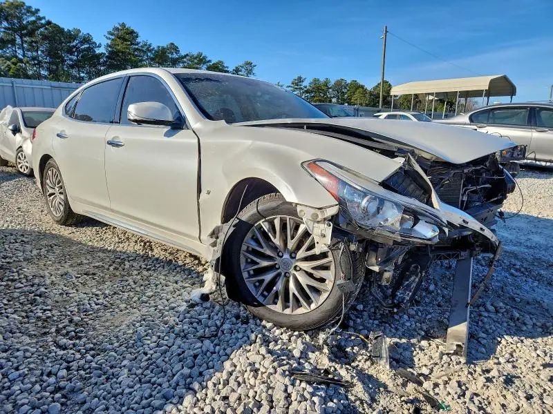 2016 INFINITI Q70L 3.7  