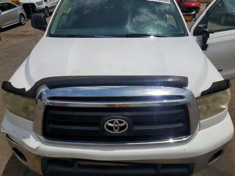 2011 TOYOTA TUNDRA DOUBLE CAB SR5  